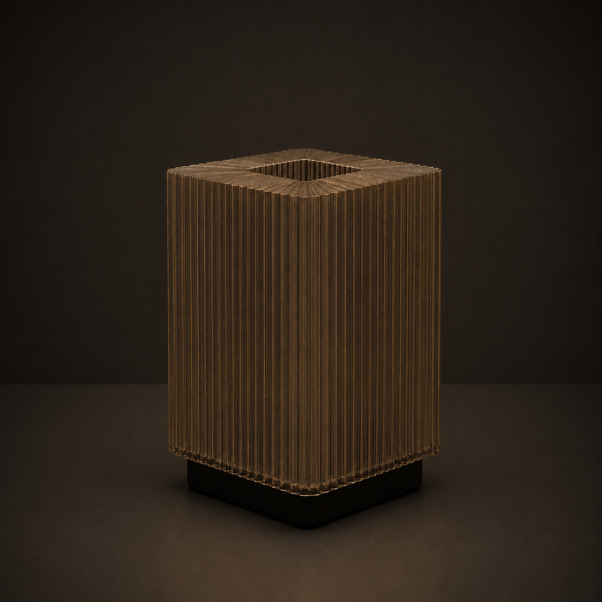 3D Printed PLA Accent Lamp – Design III